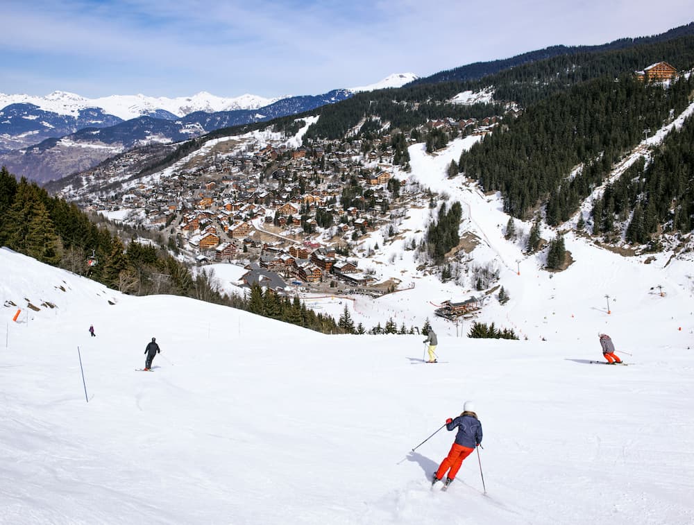 Wintersport op de skipiste in Méribel in Les 3 Vallées in Frankrijk