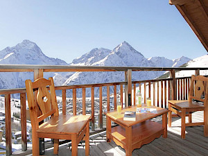 Odalys Résidence L'Ours Blanc Frankrijk balkon met uitzicht