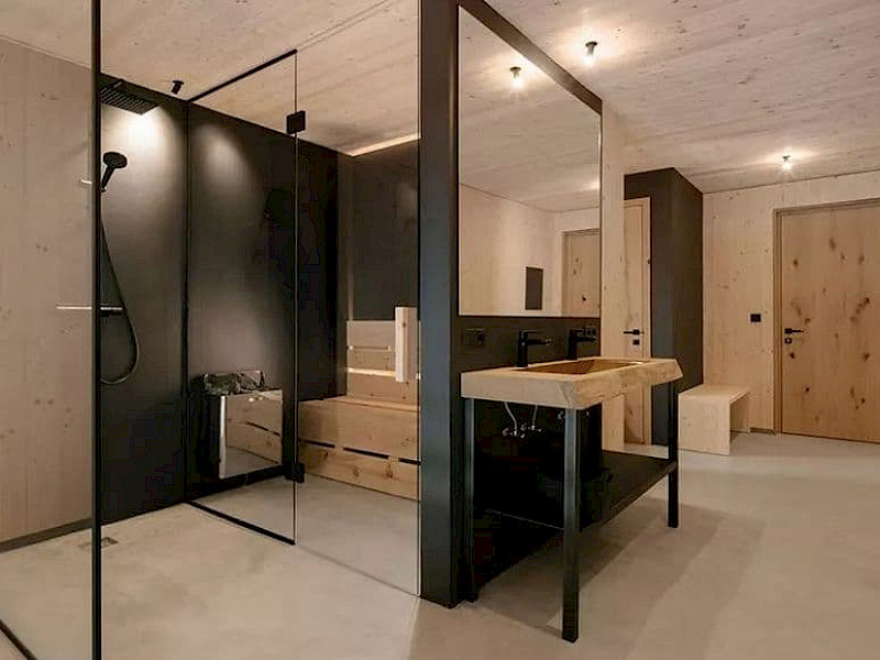 Anders Mountain Suites (14+)